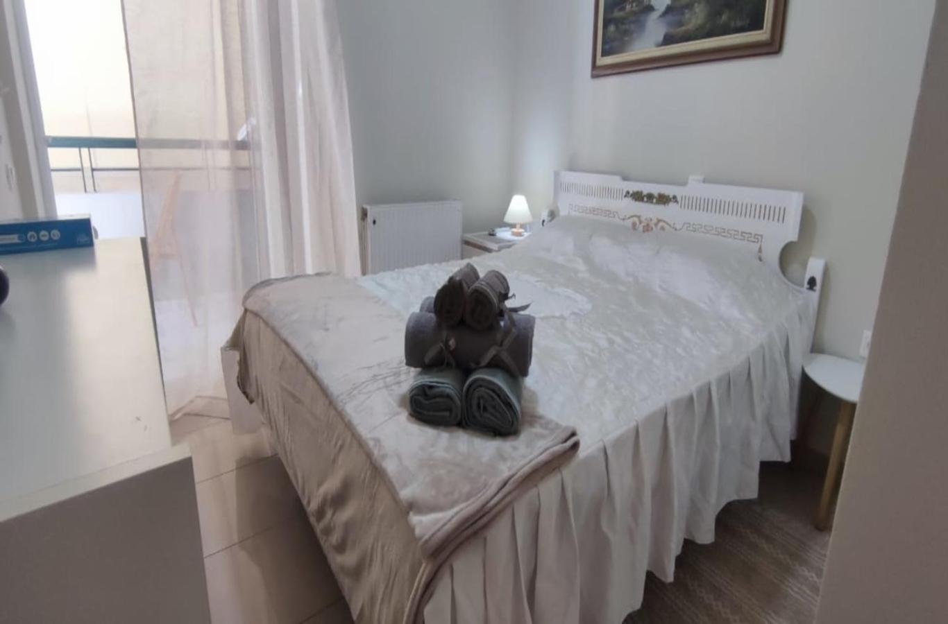 Apartment In A Quiet Location. Athens Luaran gambar